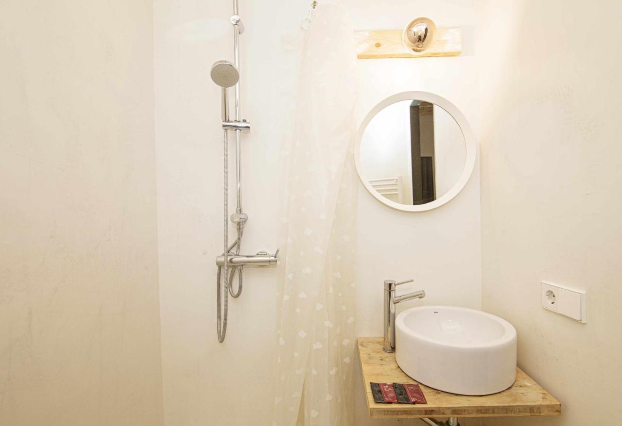 Apartamento Tr Auriga En El Barri Vell Gerona Buitenkant foto